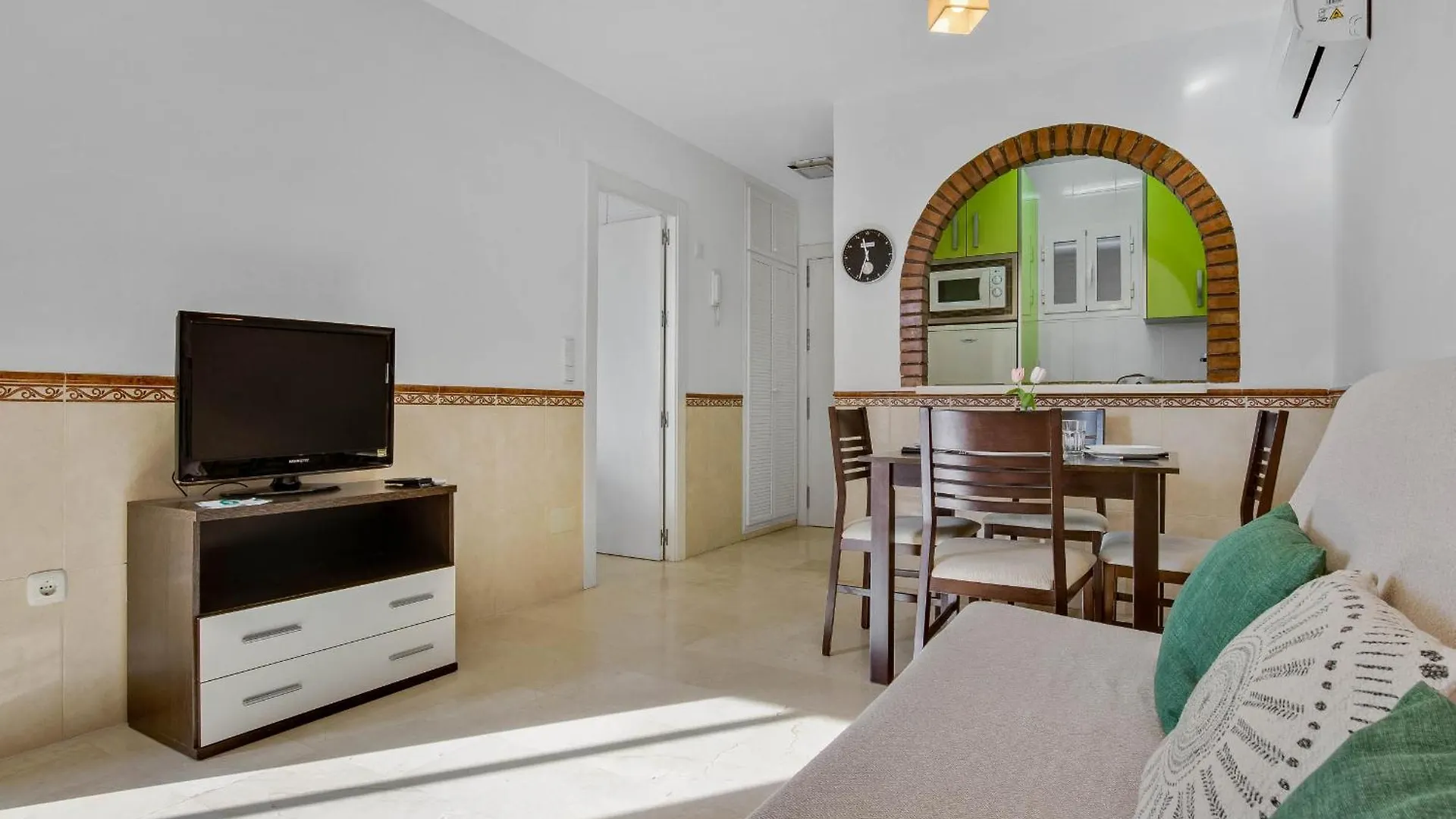 Apartamento Vistamarina B405 By IVI Real Estate Torremolinos